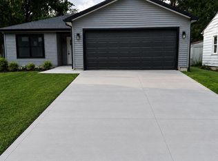 2808 Witchwood Dr, Fort Wayne, IN 46809