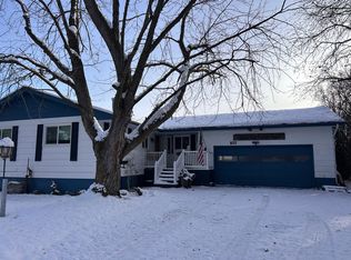 822 12th St W, Columbia Falls, MT 59912