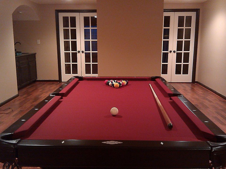 Bar and pool area