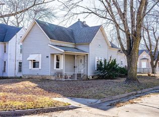 119 N Garfield Ave, Chanute, KS 66720