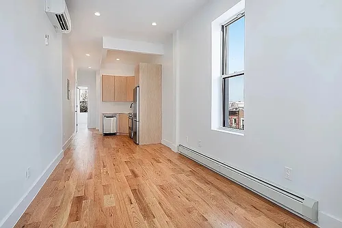 614 Knickerbocker Ave #2L Photo 1