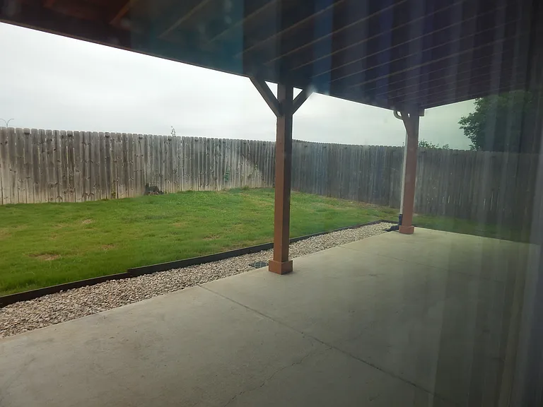 2704 Pyramid Ln — Photo 22
