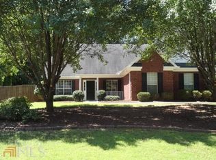 32 Kingsbrook Cir, Newnan, GA 30265