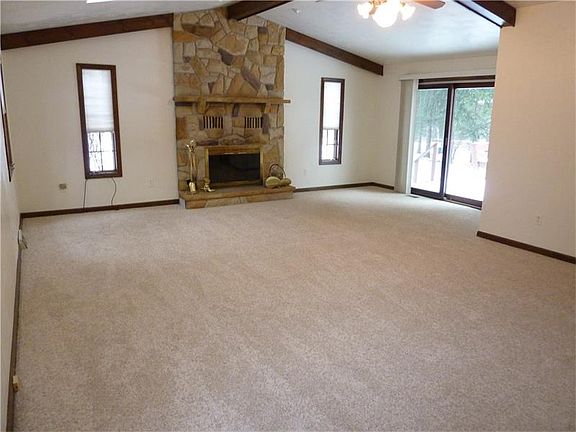 5th image of 4334 Clareville Dr