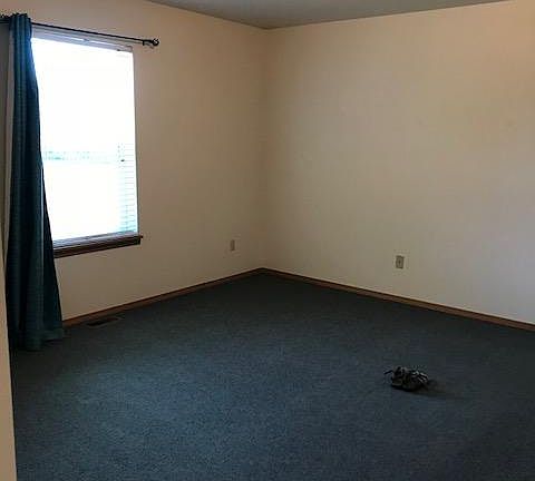 Master bedroom has lots of space