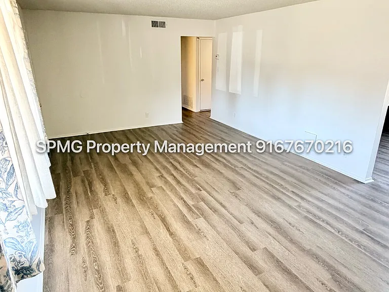 6769 Maywood Way — Photo 7