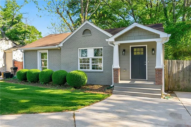3 bed, 2.0 bath, 1098 sqft, $1,750 — Photo 3