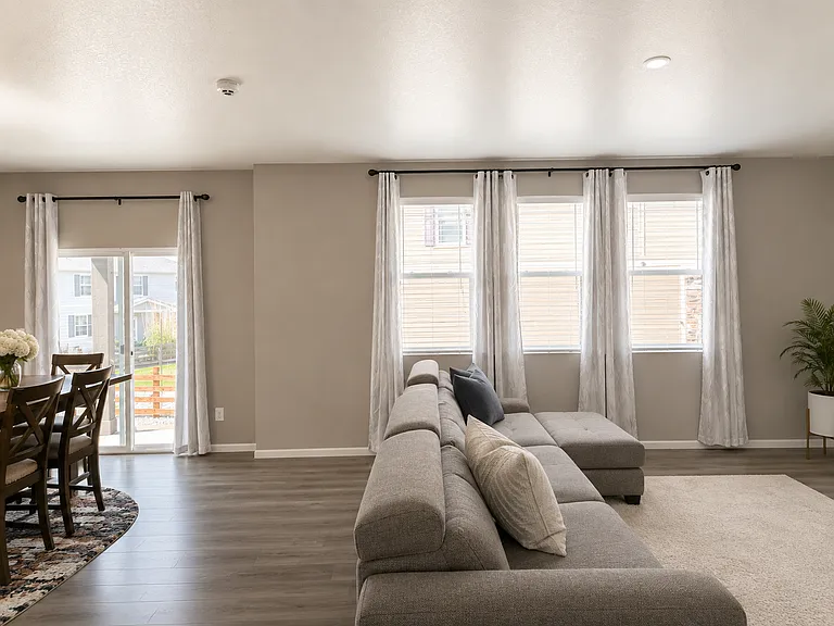 4409 S Valdai Way — Photo 5