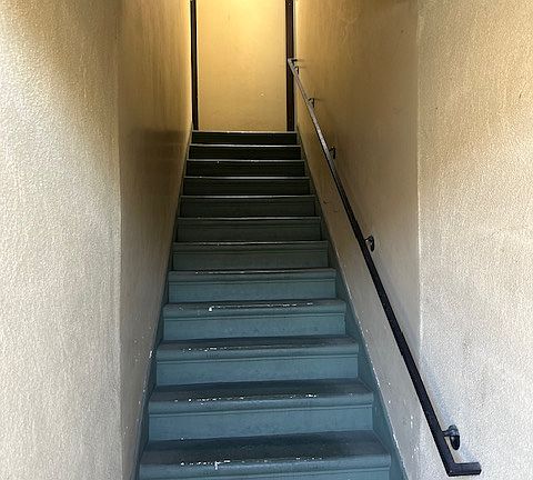 3rd image of 824 Glenway Dr APT 2