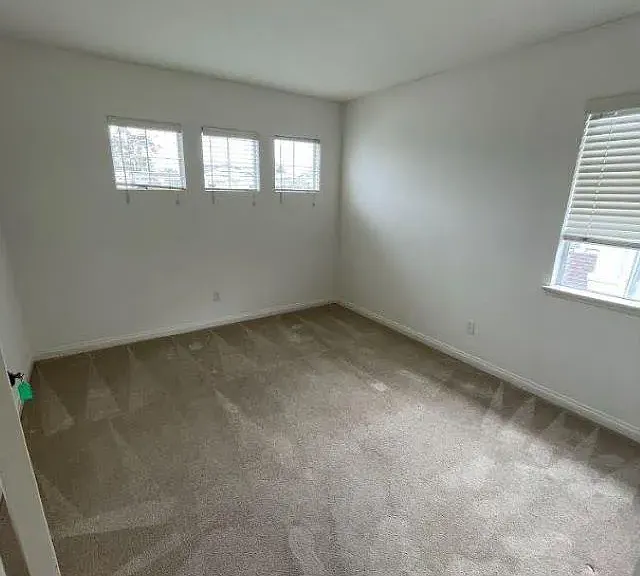 6967 Tradewinds Dr — Photo 35