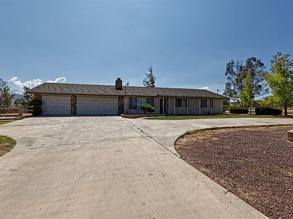 3rd image of 9387 Pecan Ave