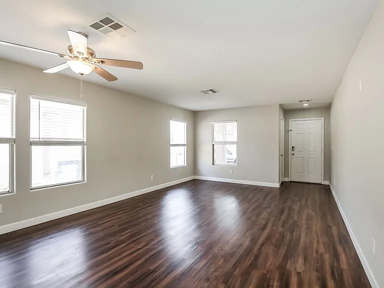 5016 Charlo Dr — Photo 4