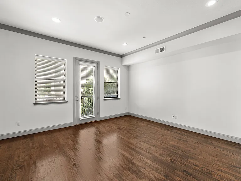 3142 Ross Ave #1 — Photo 19