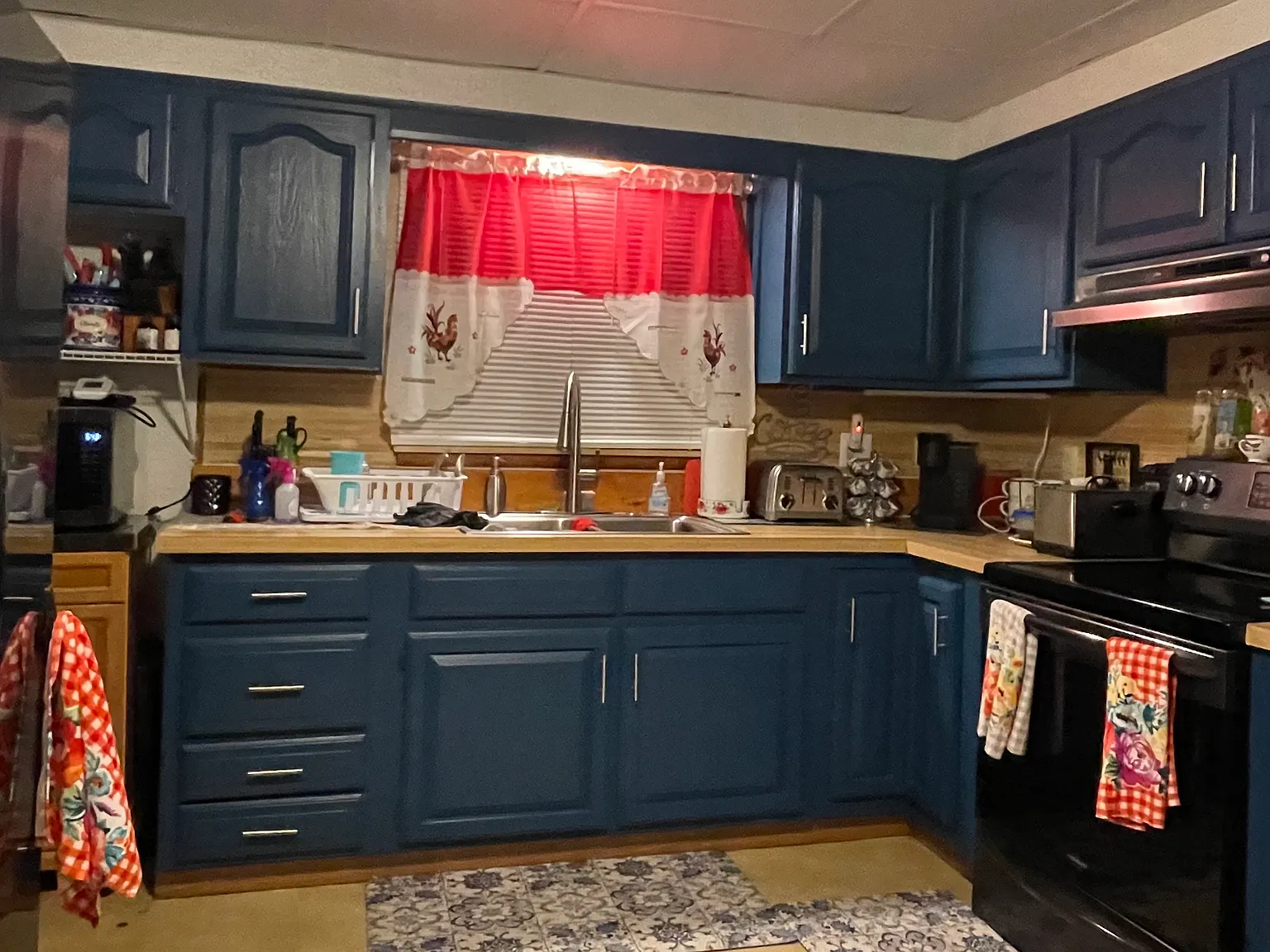 4 bed, 1316 sqft, $1,300 — Photo 2