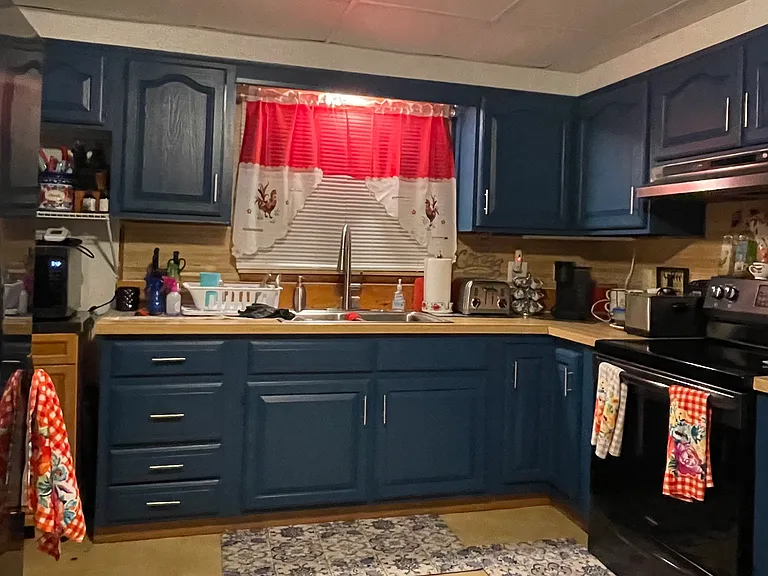 207 Florida Ave — Photo 2