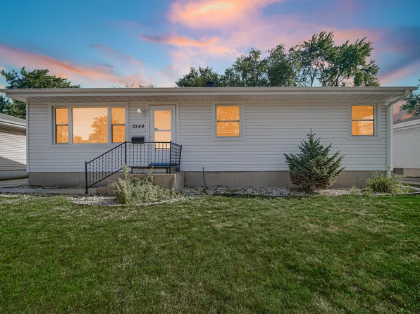 3249 Martha St, Highland, IN 46322