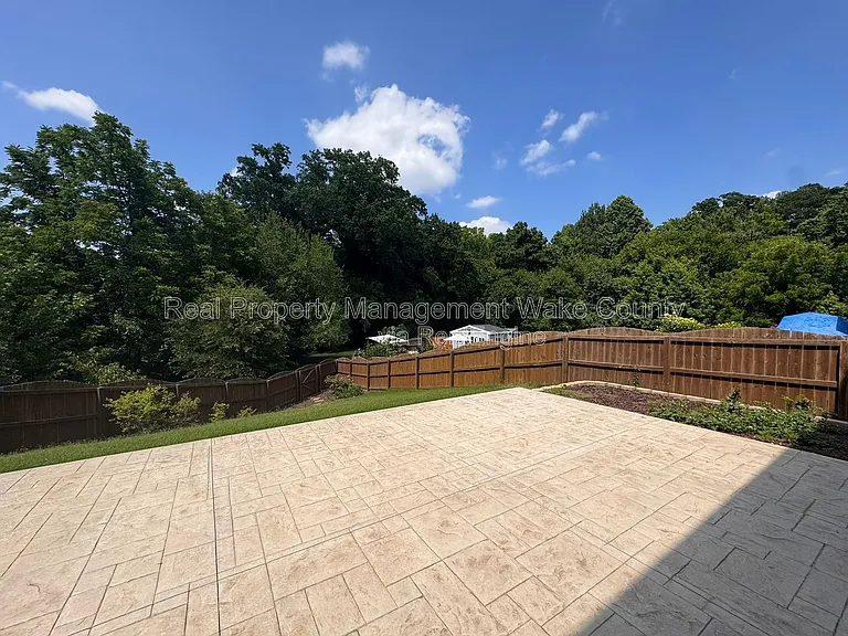 101 Benning Hills Pl — Photo 30
