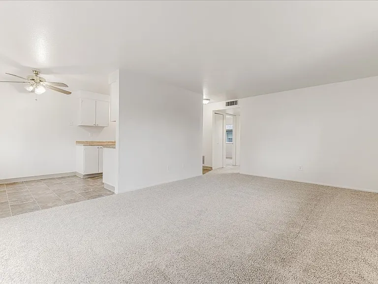 Cannon Court Apartments — Photo 12