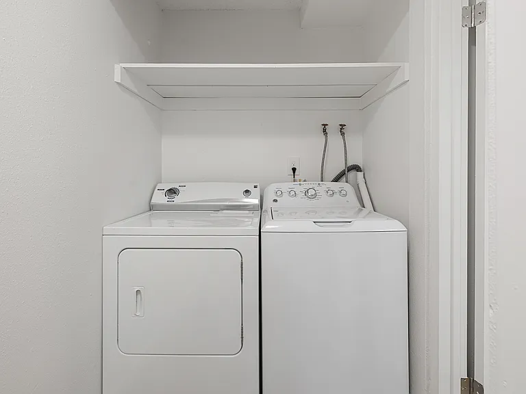 Canopy Apartments — Photo 6