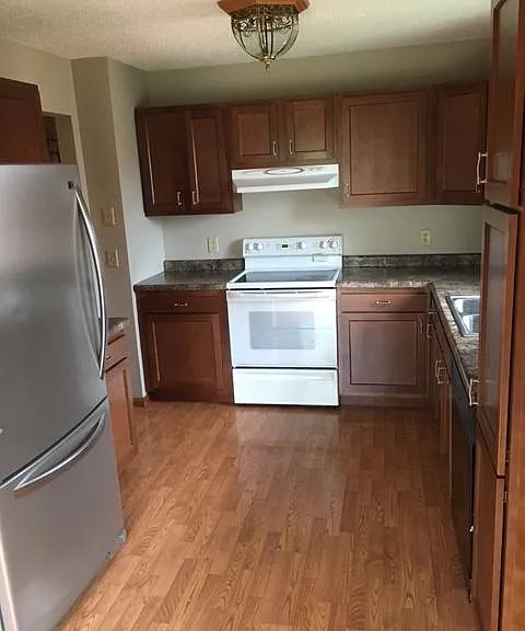 3554 Independence Ave N — Photo 14