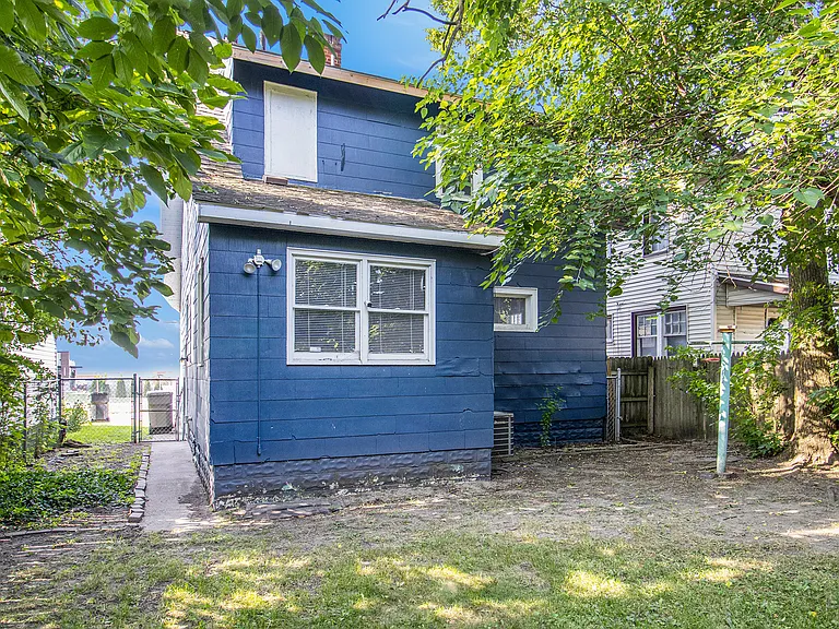 805 Miner St — Photo 24