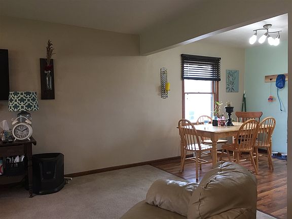 4th image of 1023 Iowa St