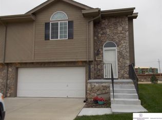 15323 Whitmore St, Bennington, NE 68007