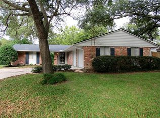 1915 Reseda Dr, Houston, TX 77062