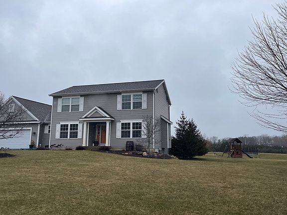 2nd image of 9277 Stone View Dr NE