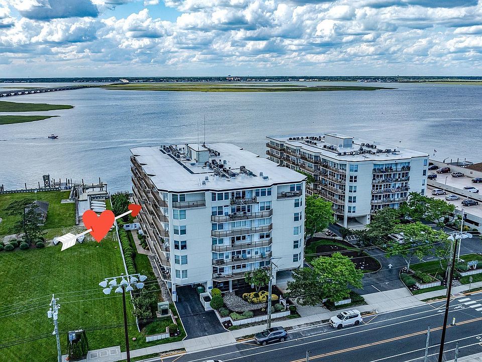 1st image of 500 Bay Ave APT 510S