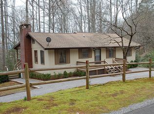 352 Whippoorwill Trl, Franklin, NC 28734