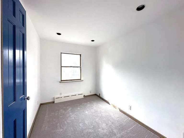 66-05 Dartmouth St #1 — Photo 13