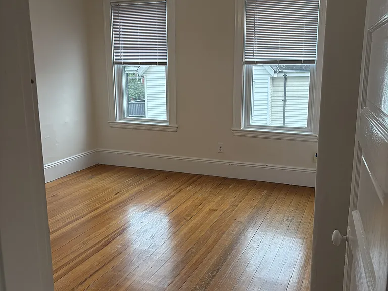 4 Adams St #2 — Photo 7