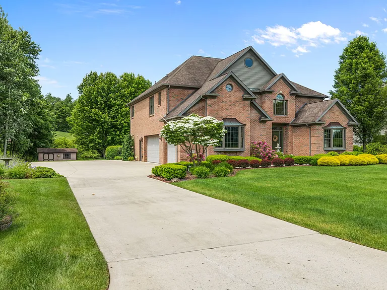 2504 Ron Dr — Photo 44