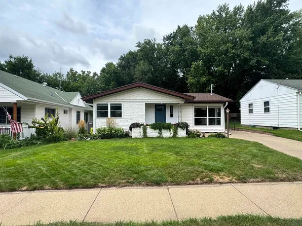 3625 Pierce St, Sioux City, IA 51104