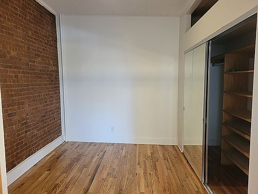5th image of 432 Union Ave APT 2R