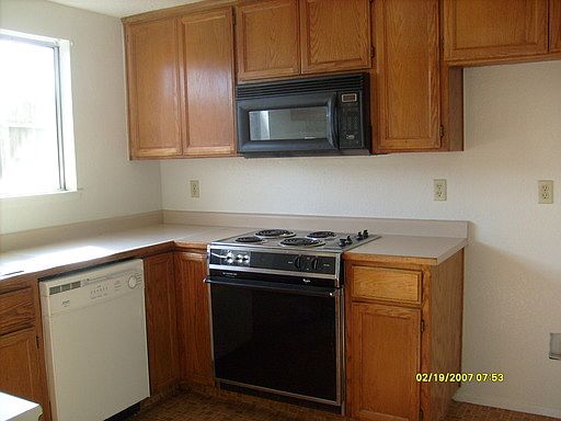 4th image of 3333 Perisburg Ln
