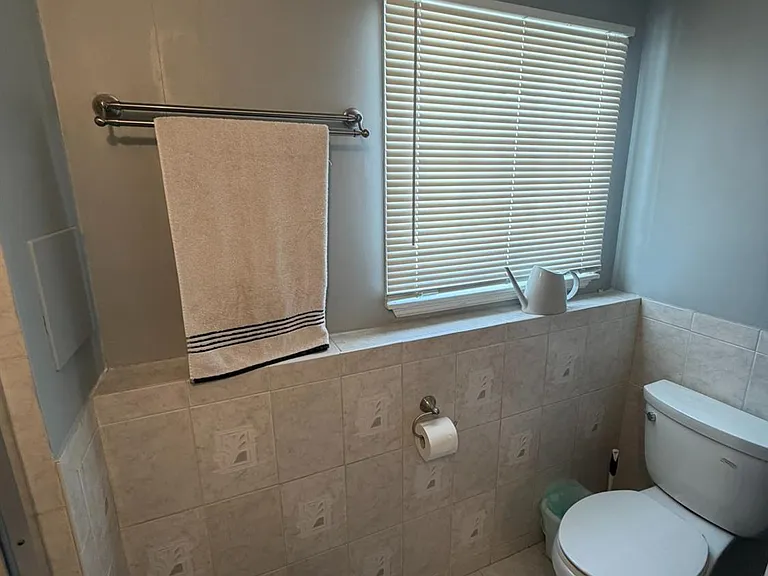 652 Holly Ln — Photo 29
