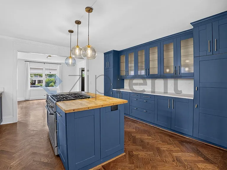 811 Verner St NW — Photo 11