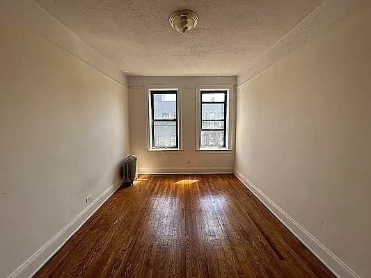 Rented by Voro Purple LLC | media 13