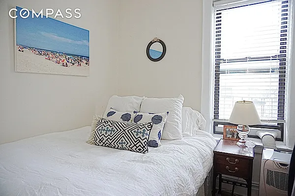 Rented by Compass | media 26