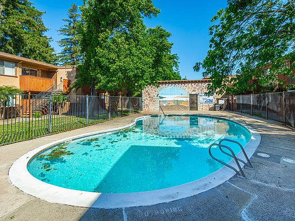5th image of 10515 Mills Tower Dr APT 49