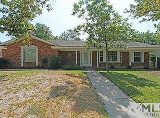 1752 Northridge Dr, Hurst, TX 76054