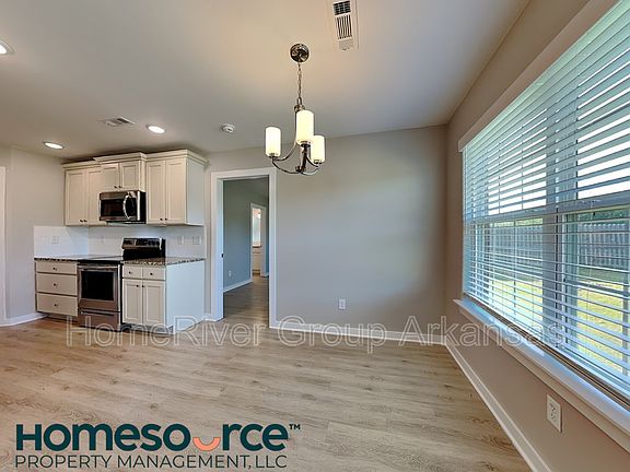 5th image of 513 Eagle Dr