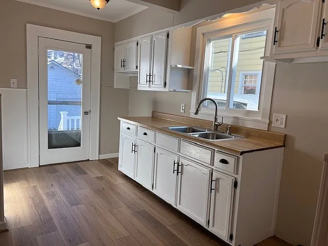 710 Merchants Rd — Photo 8