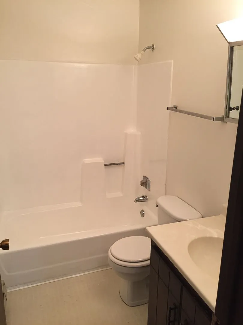 Two Bedroom Apartment — Photo 2