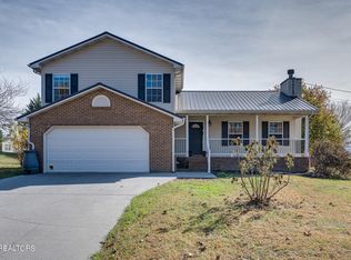 711 Water Oak Dr, Seymour, TN 37865