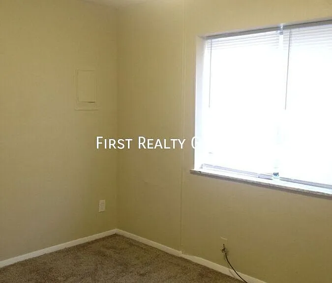 737 Wilmington Ave #7 — Photo 6