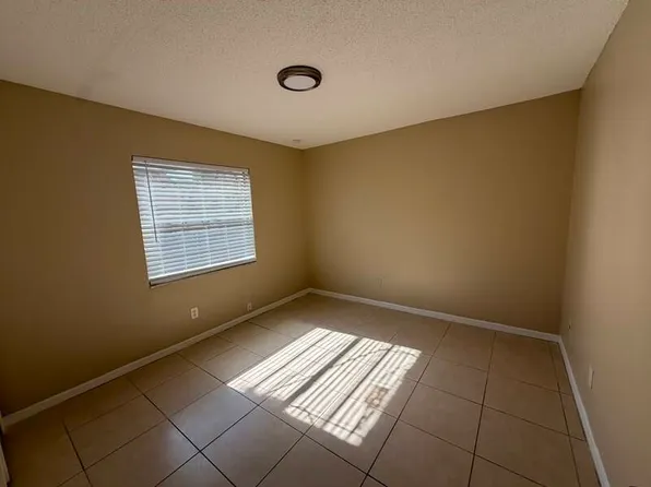5523 Lehigh Ave, Orlando, FL 32807