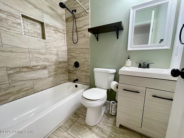 4800 Libby Ln — Photo 11